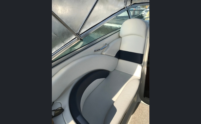 Glastron GS 259-kuva-5